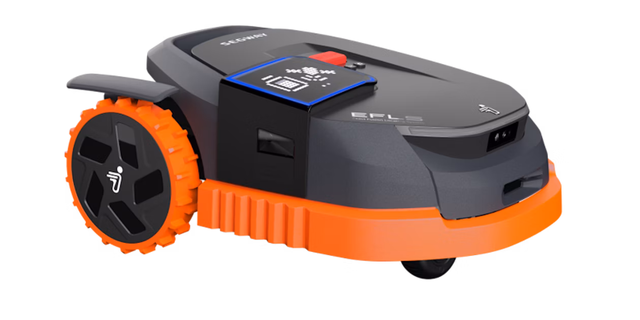 Robotska kosilnica X330E 1 Robotska kosilnica X330E